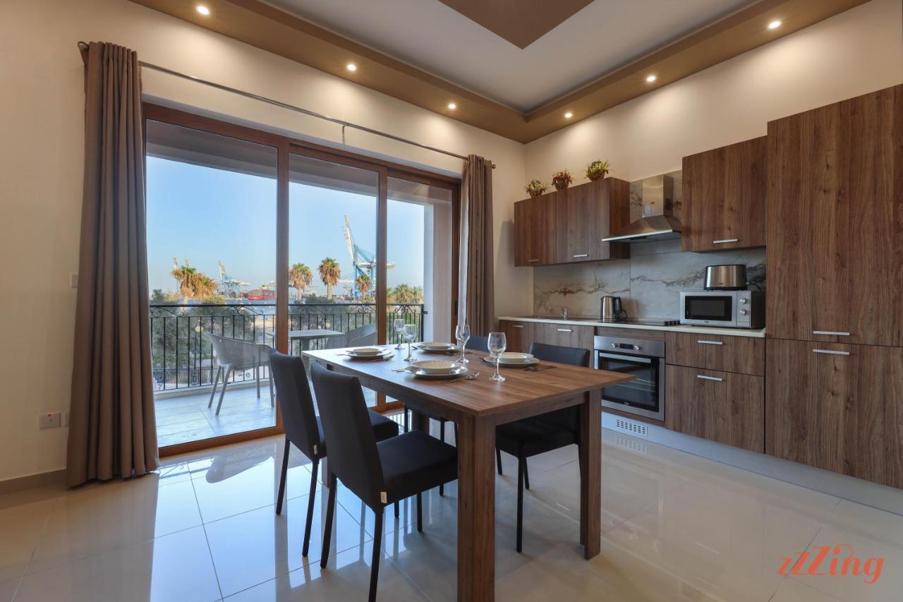 Luxurious Duplex Seafront Apt W Amazing Sea Views Birżebbuġa Esterno foto