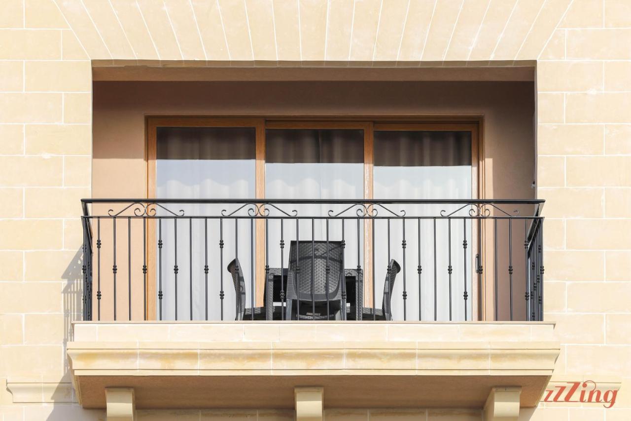 Luxurious Duplex Seafront Apt W Amazing Sea Views Birżebbuġa Esterno foto